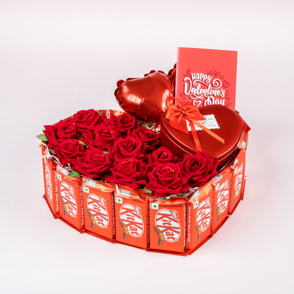 Valentine's Day Chocolate and Rose Heart Hamper