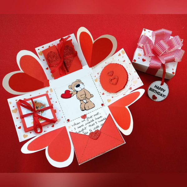 Single Layer Red Heart Explosion Box